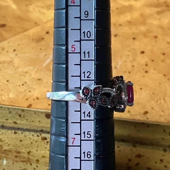 Natural Ruby Red Sapphire Sterling Silver Ring - Picture 7 of 8